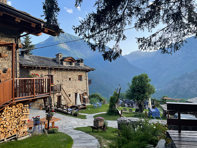 Hunting in Italy Alps lodge for hunters