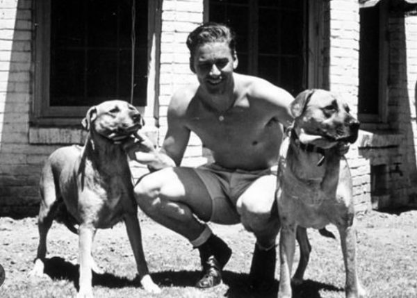 Famous actor Errol Flynn was a passionate breeder of Rhodesian Ridgback dogs