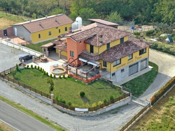 The wonderful hunting lodge of our reserve in Rivergaro on the Piacenza hills