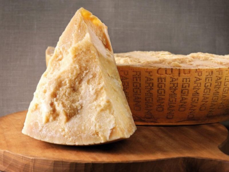 PARMIGIANO REGGIANO CHEESE