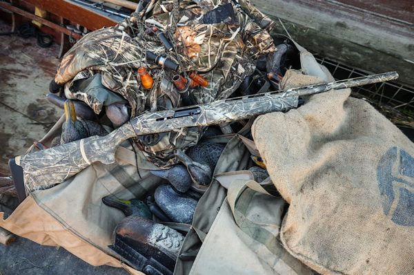 Duck Hunting semiautomatic shotgun