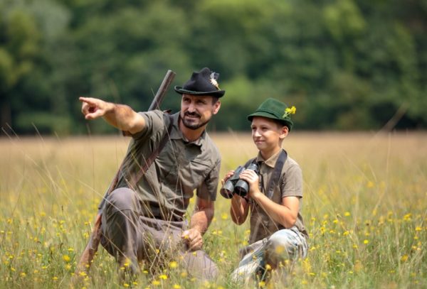 passing-hunting-ethics-to-youngster