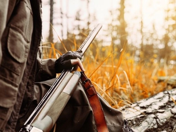 women and the hunting