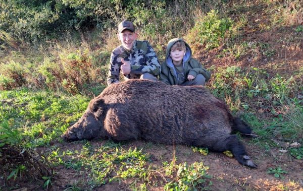 Wild-boar-trophy-hunting-Italy